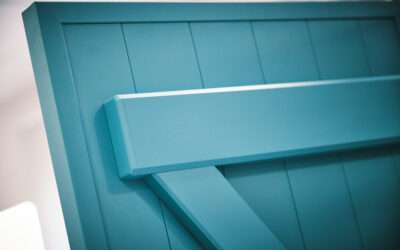 Porte d’entrée en bois à Gérardmer : allier durabilité écologique et style rustique